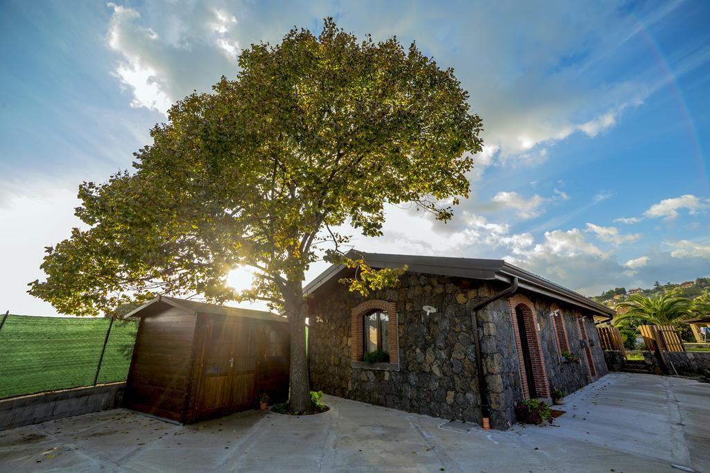 Il Tiglio Apartment Viagrande Bagian luar foto